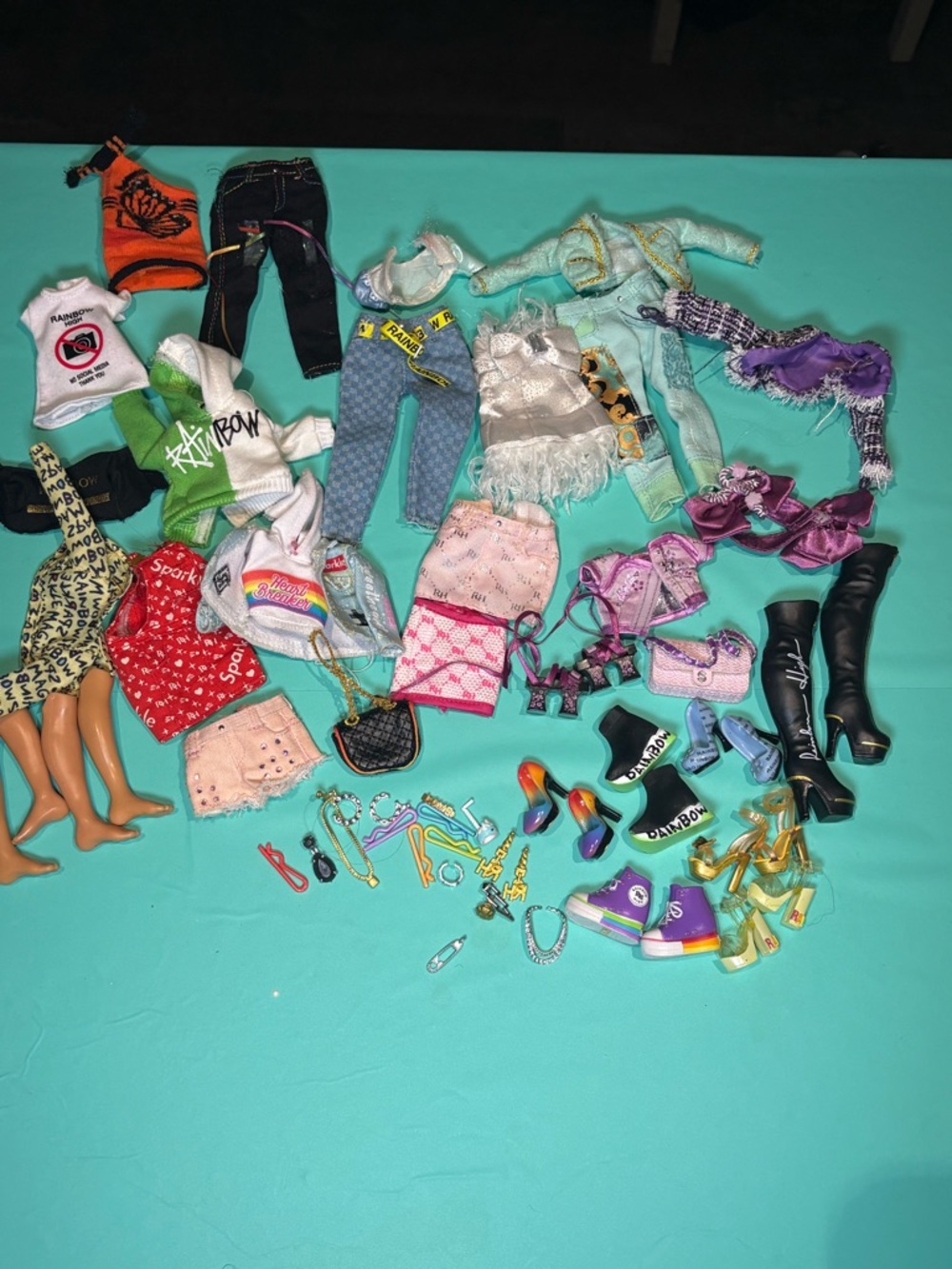 Rainbow High Clothes and Accessories Lot